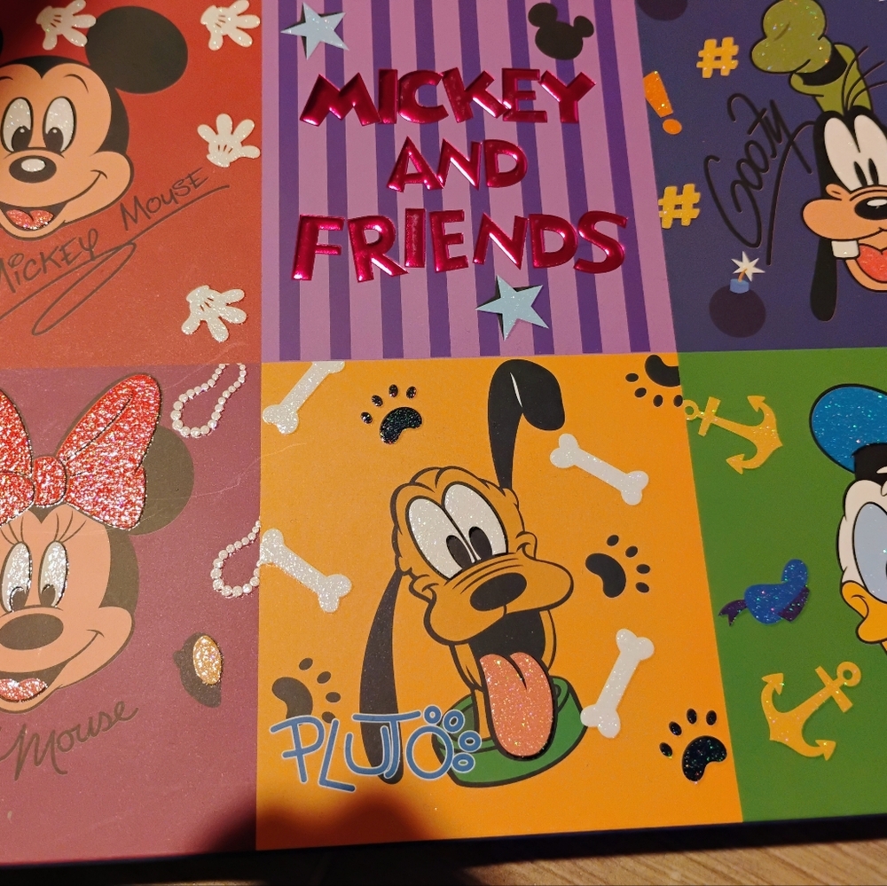 Makeup - Picture 2 of 2